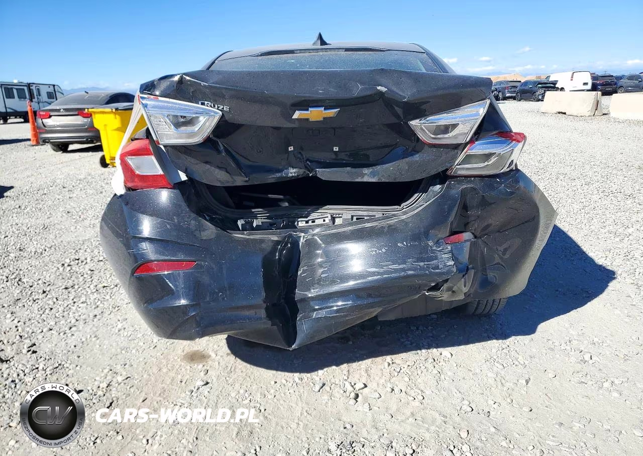 2017 Chevrolet Cruze Ls VIN:1G1BC5SMXH7184565 - 6