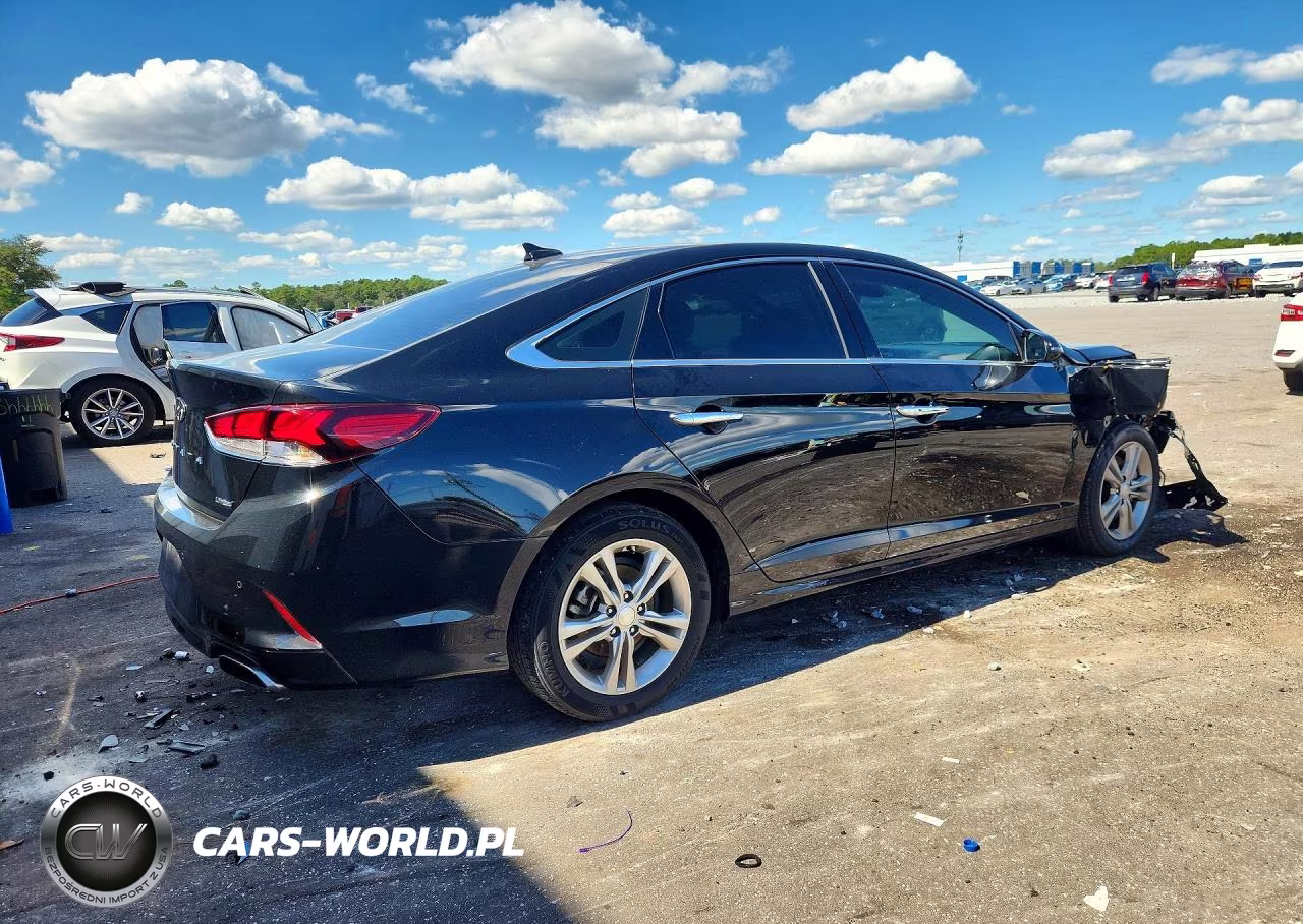 2018 Hyundai Sonata Limited VIN:5NPE34AF9JH653986 - 3