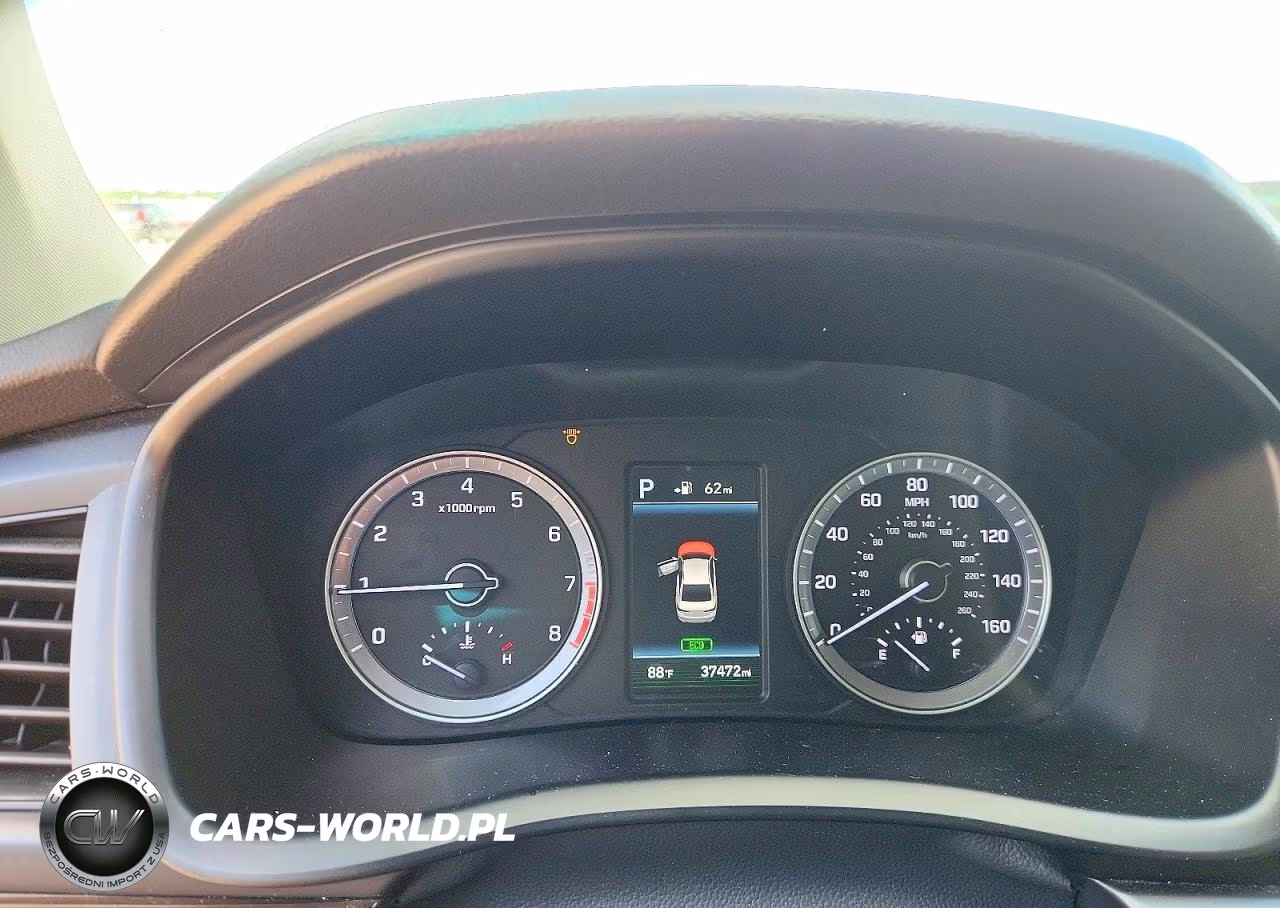 2018 Hyundai Sonata Limited VIN:5NPE34AF9JH653986 - 9