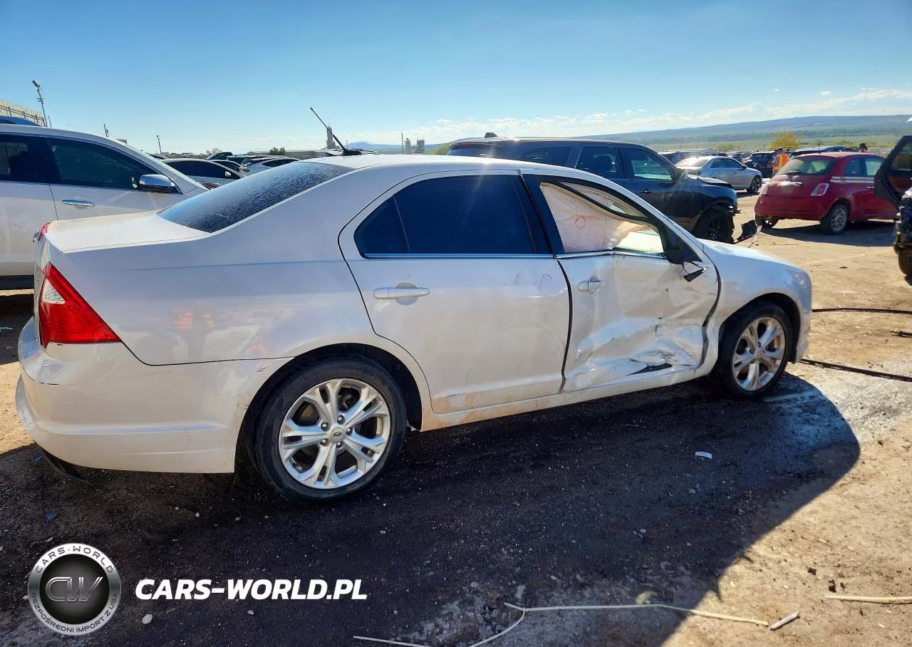 2012 Ford Fusion Se VIN:3FAHP0HG6CR444736 - 3