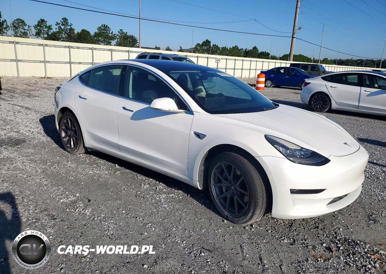 2018 Tesla Model 3 VIN:5YJ3E1EA4JF038811 - 4