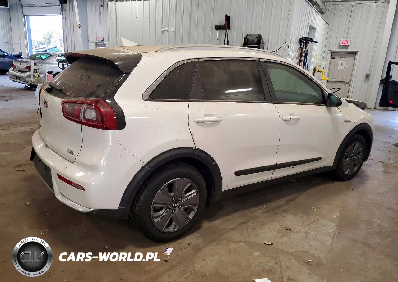2018 Kia Niro Lx VIN:KNDCB3LC1J5188420 - 3