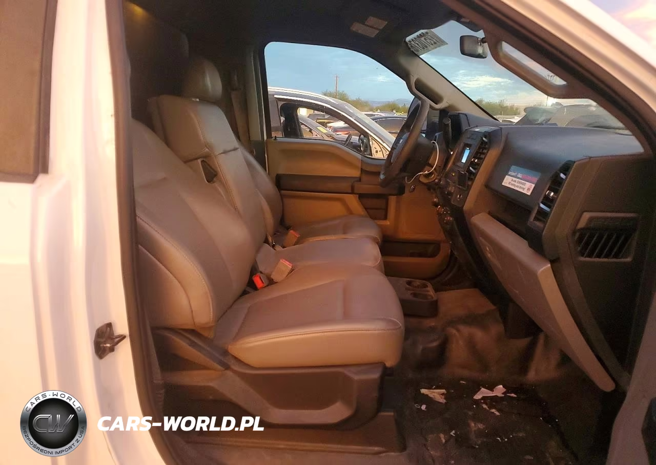 2019 Ford F150 VIN:1FTMF1C51KKD84729 - 10