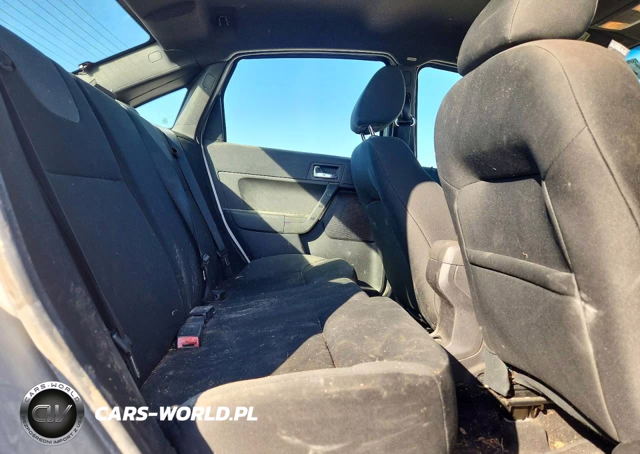 2008 Ford Focus Se VIN:1FAHP35N78W244361 - 10