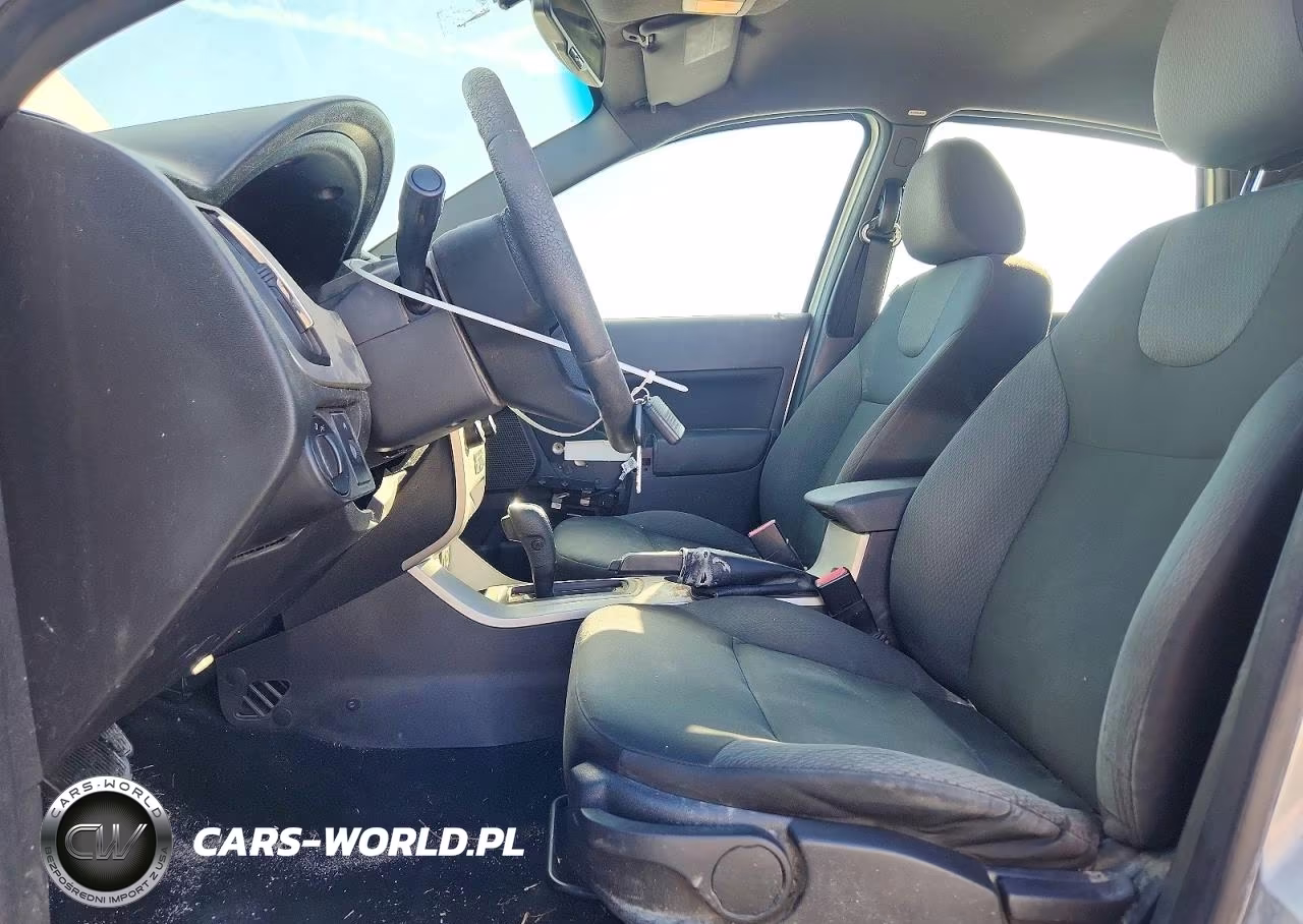 2008 Ford Focus Se VIN:1FAHP35N78W244361 - 7