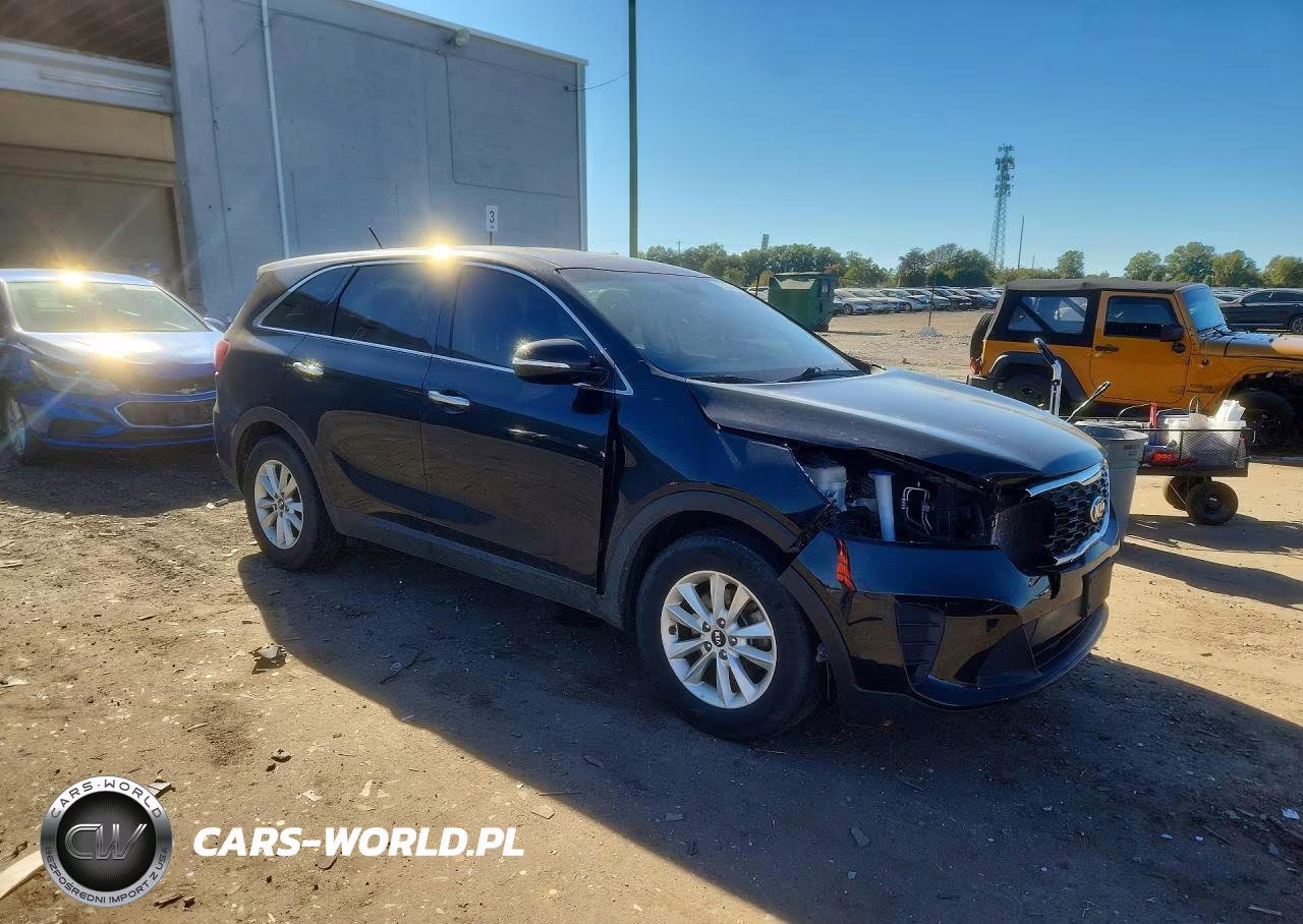 2019 Kia Sorento L VIN:5XYPG4A39KG449961 - 4