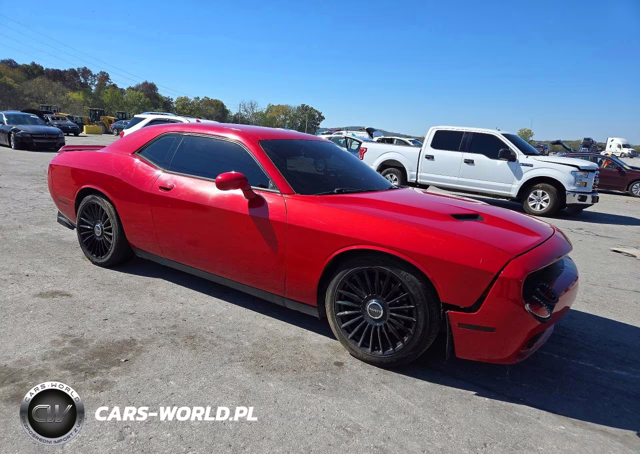 2015 Dodge Challenger Sxt Plus VIN:2C3CDZBTXFH924094 - 4
