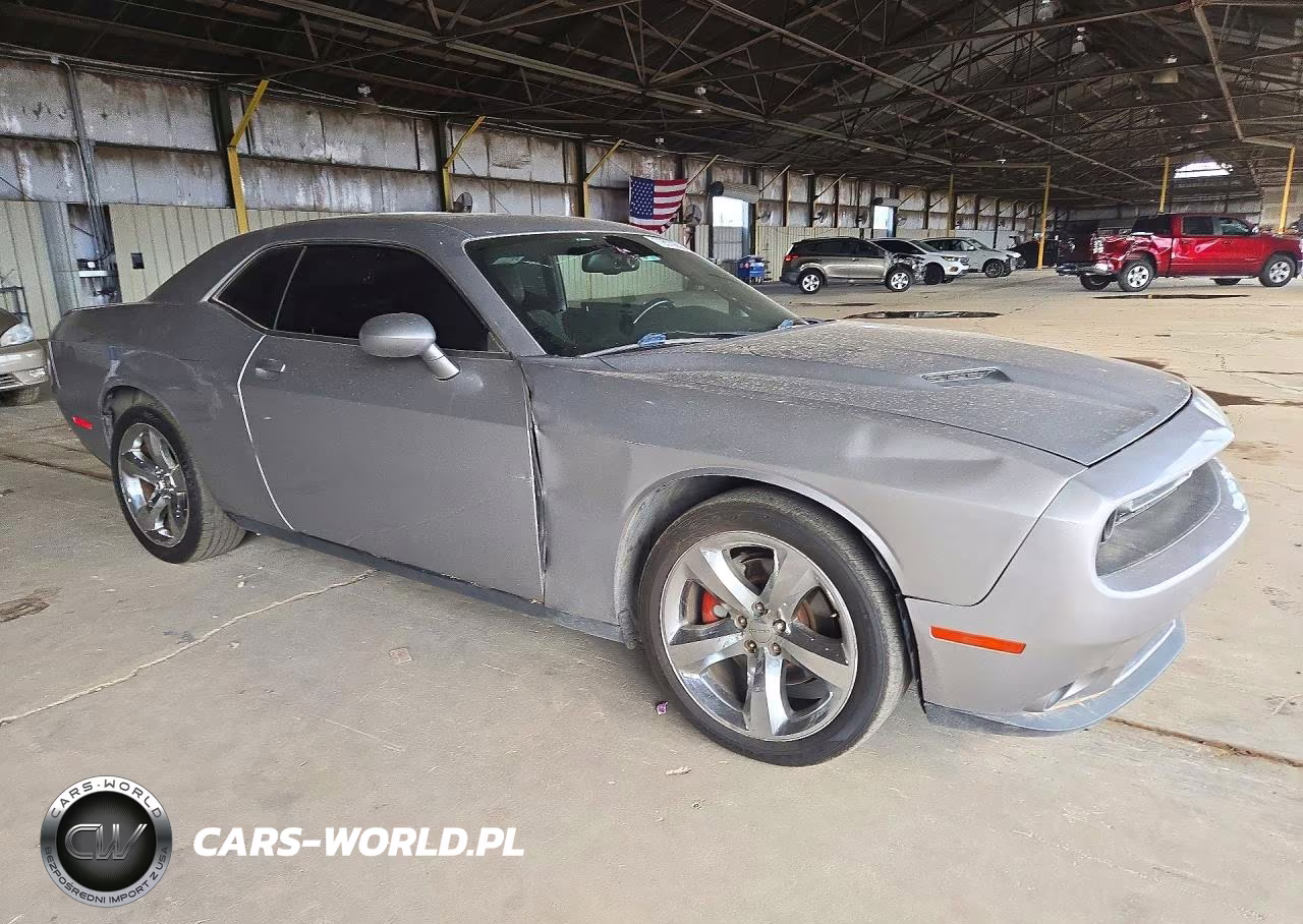 2015 Dodge Challenger Sxt VIN:2C3CDZAGXFH850888 - 4