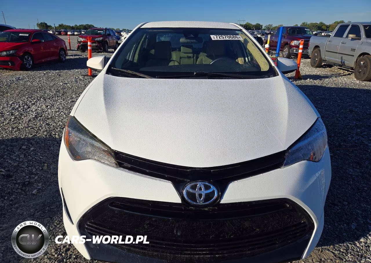 2018 Toyota Corolla Le VIN:2T1BURHEXJC022287 - 5