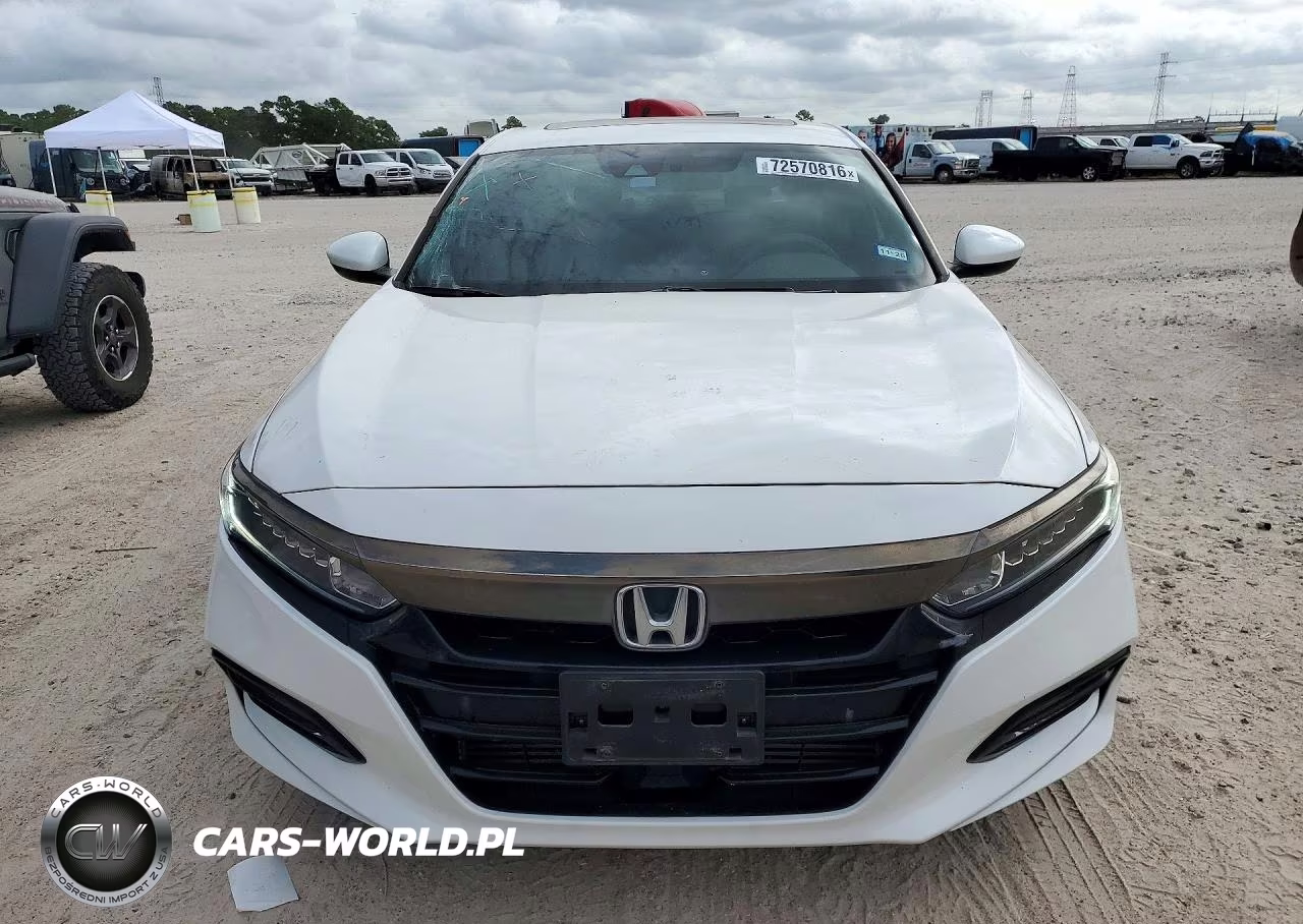 2018 Honda Accord Sport VIN:1HGCV2F31JA051385 - 5