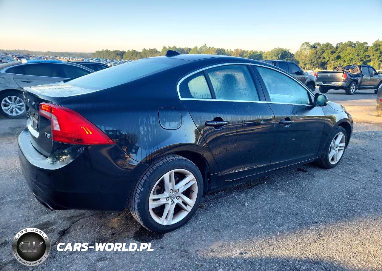 2015 Volvo S60 Premier VIN:YV140MFBXF1304130 - 3