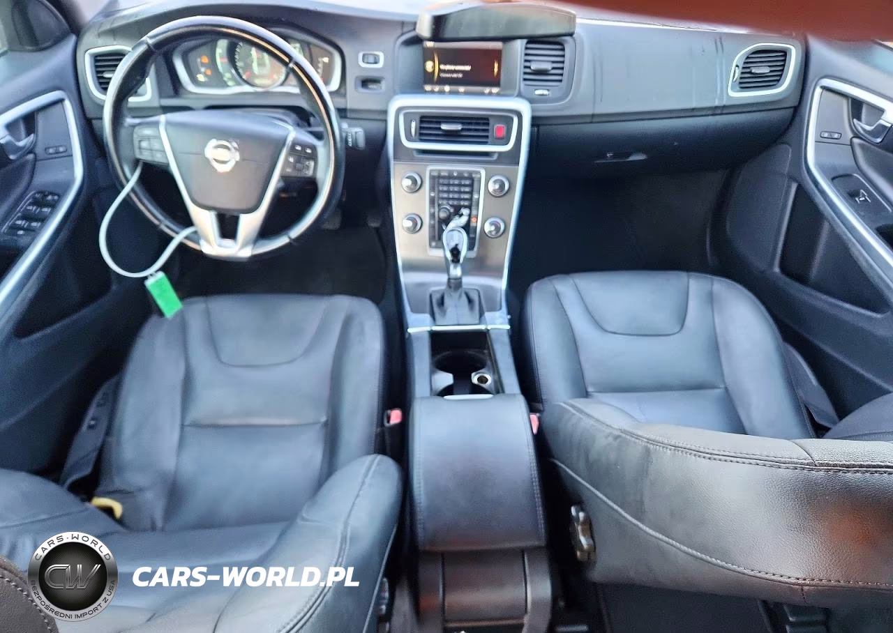 2015 Volvo S60 Premier VIN:YV140MFBXF1304130 - 8
