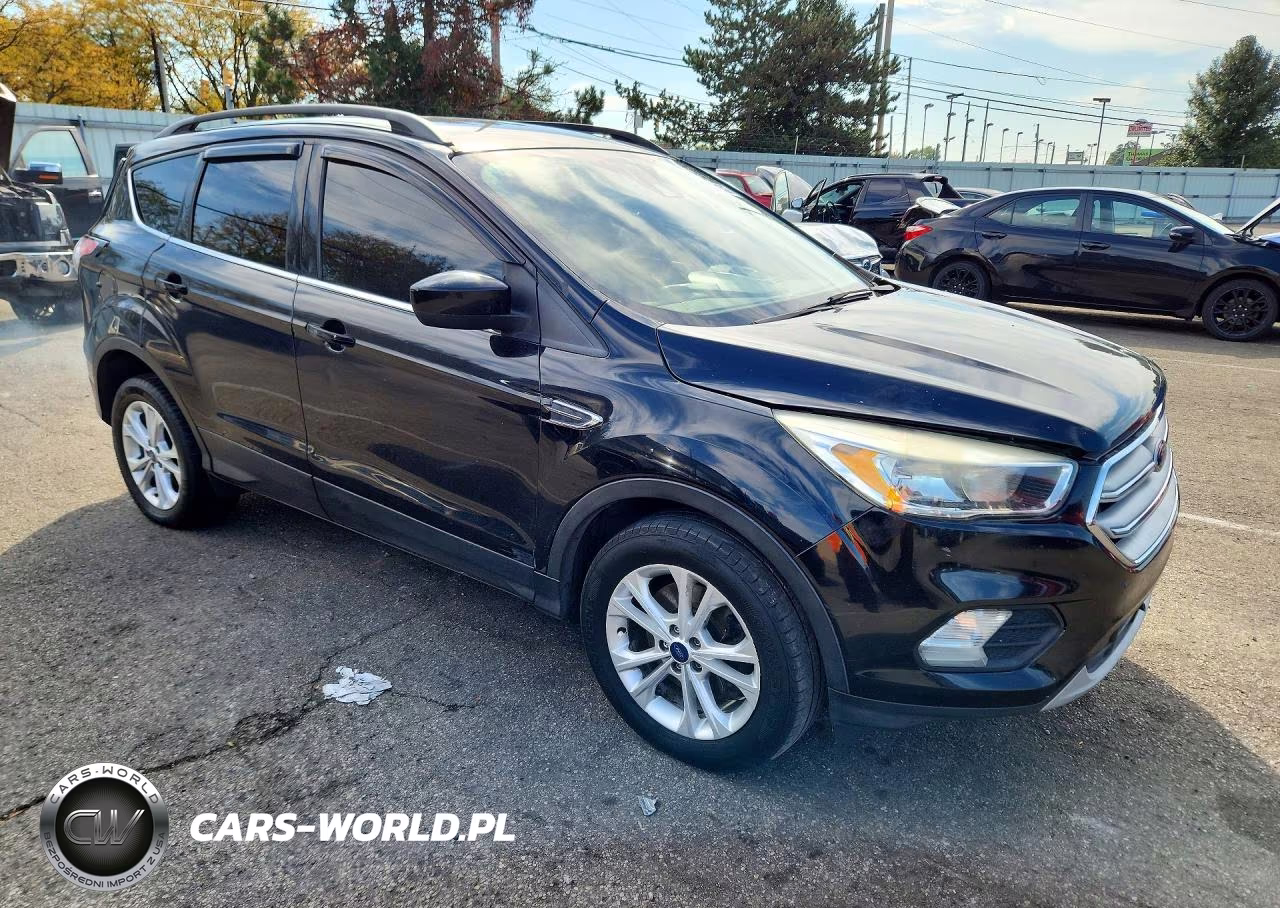2018 Ford Escape Se VIN:1FMCU9GD1JUB29370 - 4
