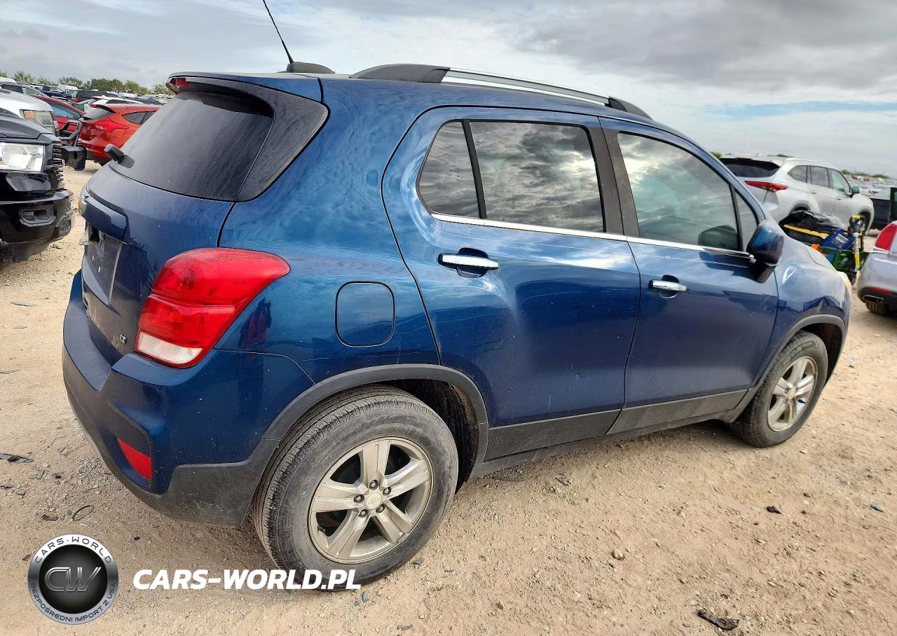 2020 Chevrolet Trax 1Lt VIN:3GNCJLSBXLL329491 - 3