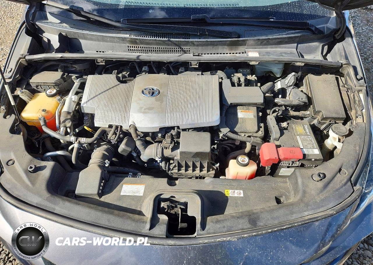 2018 Toyota Prius Prime Premium VIN:JTDKARFP4J3092938 - 11