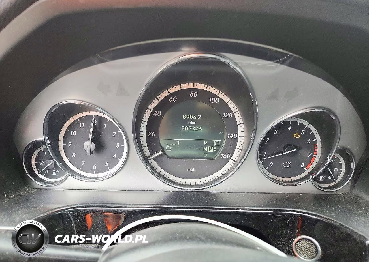 2010 Mercedes-Benz E 550 VIN:WDDHF7CB1AA120950 - 9
