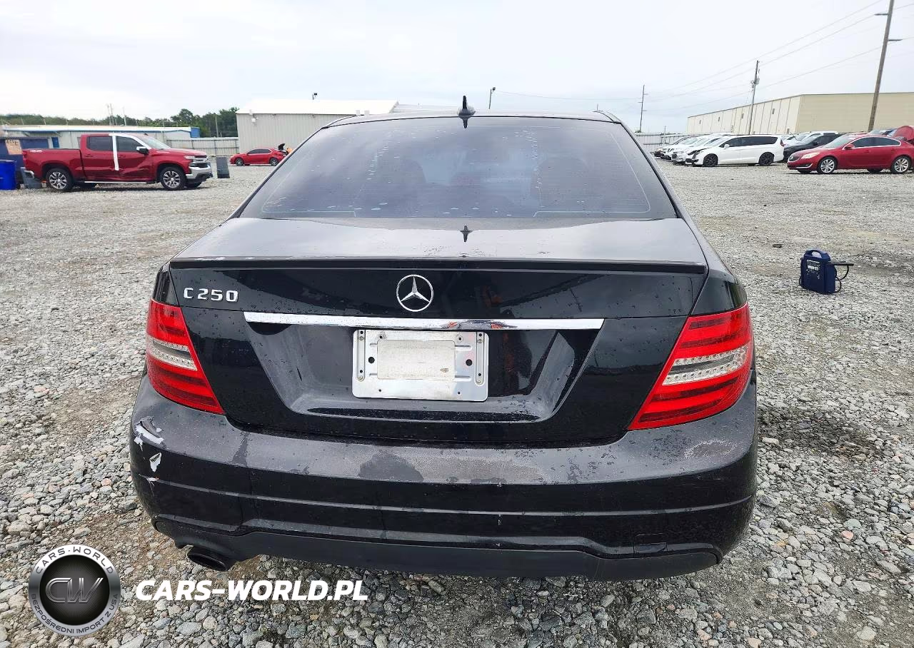2012 Mercedes-Benz C 250 VIN:WDDGF4HB5CR215521 - 6