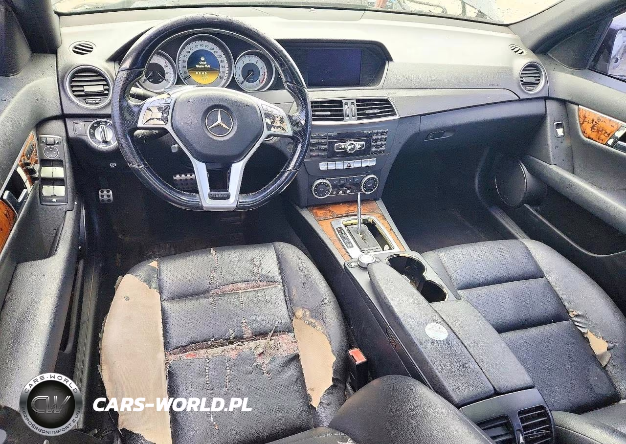 2012 Mercedes-Benz C 250 VIN:WDDGF4HB5CR215521 - 8