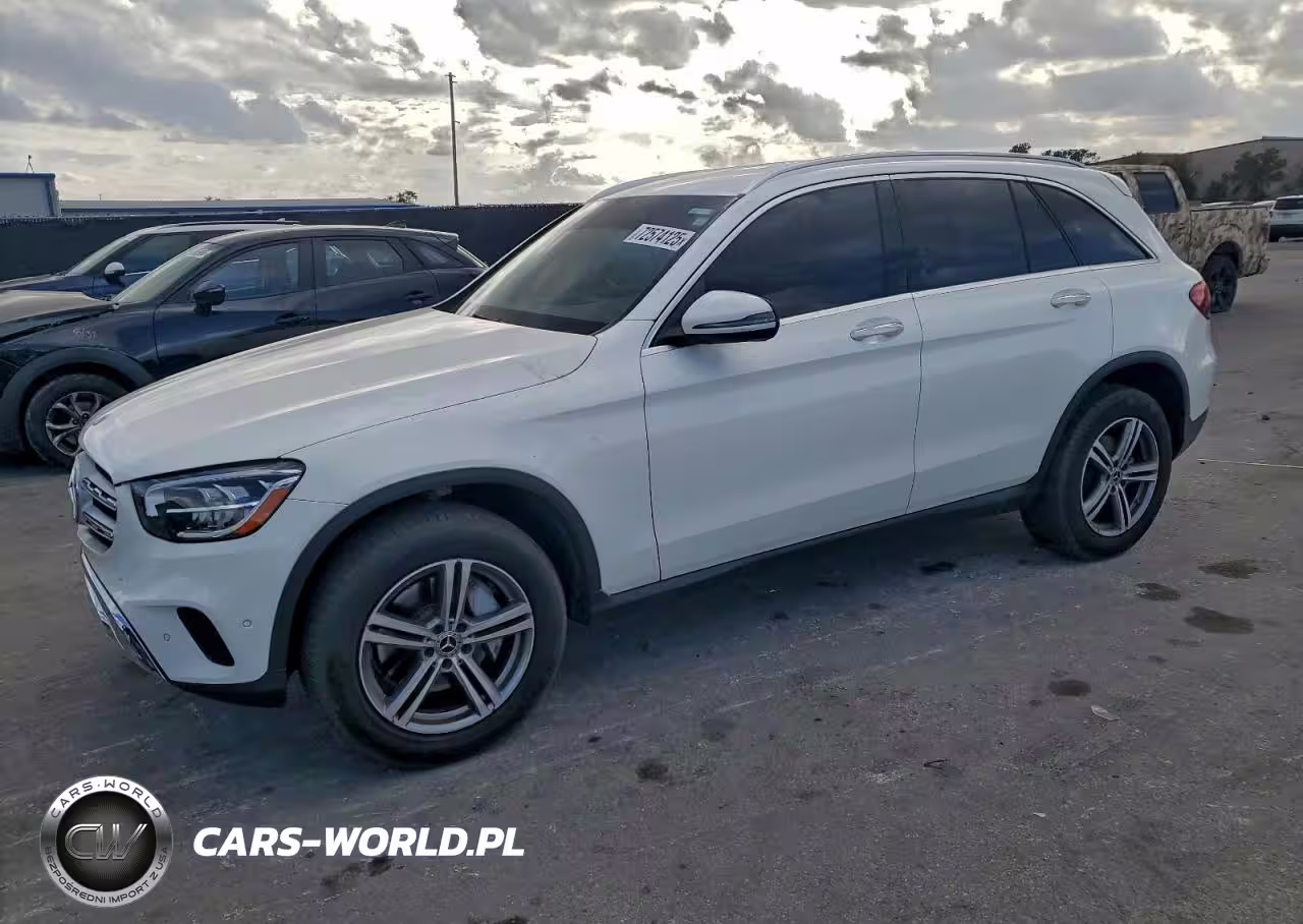 2021 Mercedes-Benz Glc 300