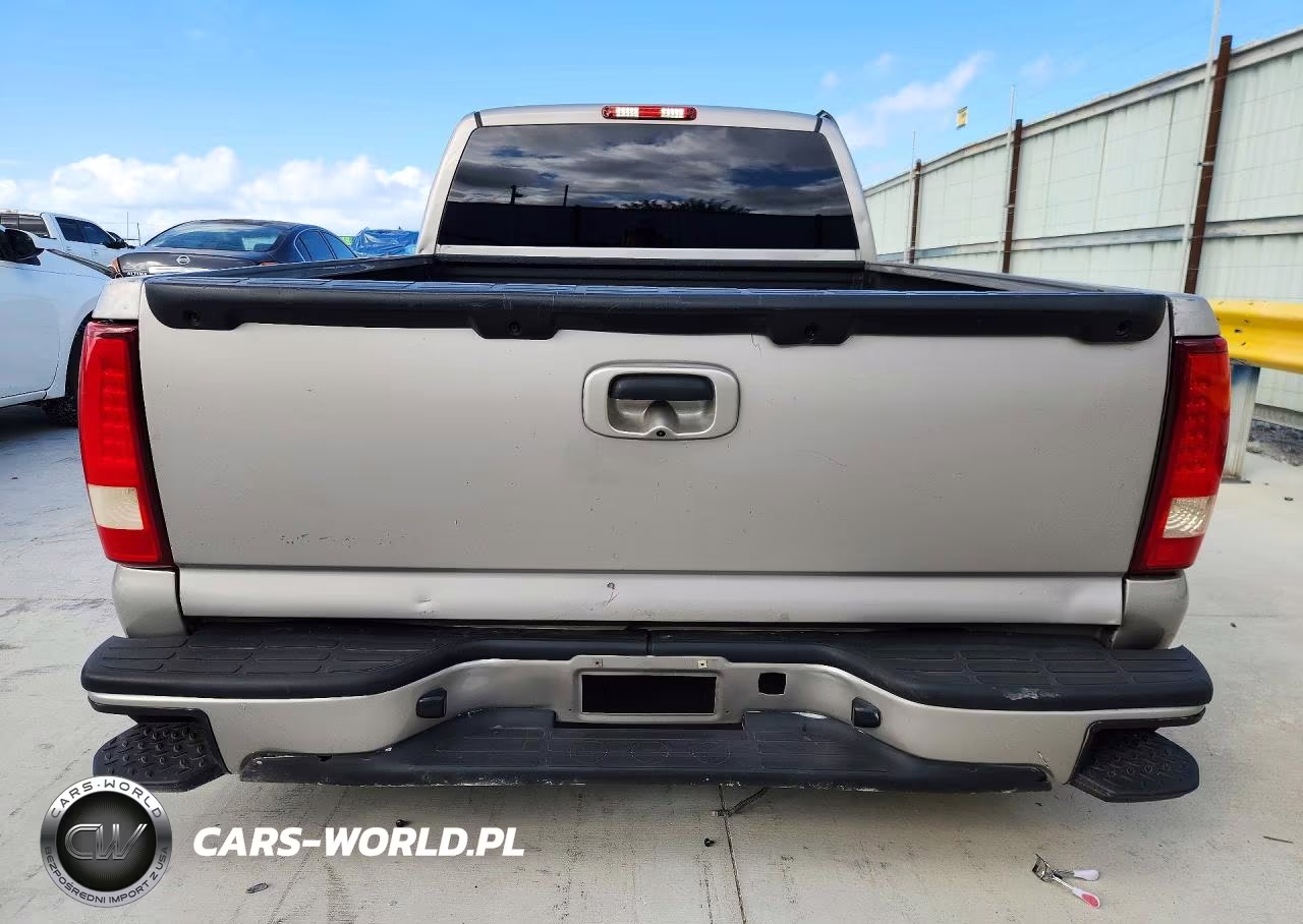 2005 Chevrolet Silverado C1500 VIN:2GCEC19V551141868 - 6