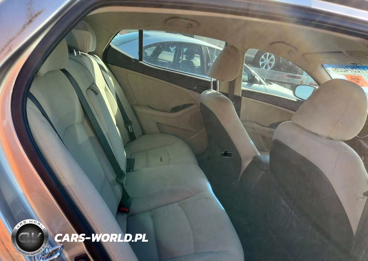 2015 Kia Optima Lx VIN:5XXGM4A73FG423040 - 10
