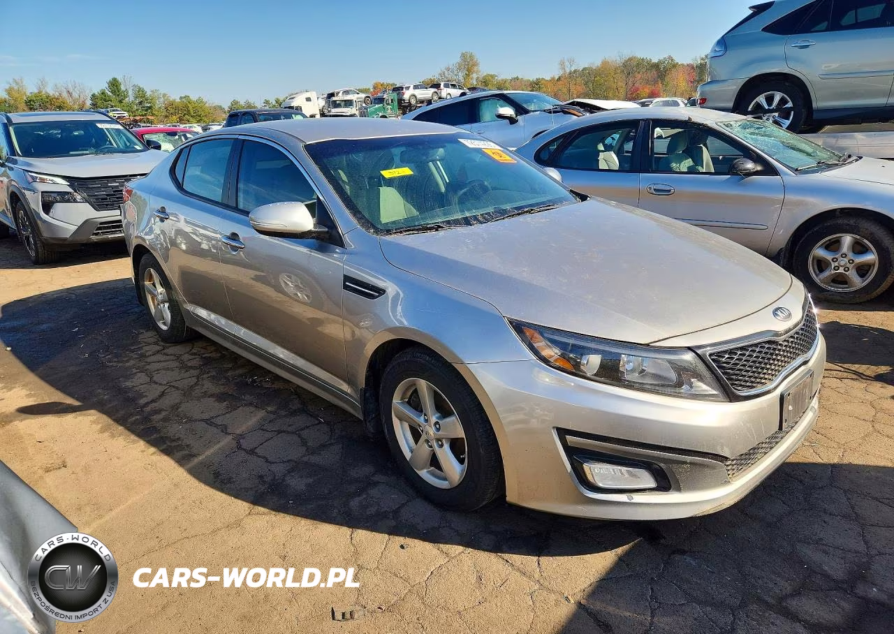 2015 Kia Optima Lx VIN:5XXGM4A73FG423040 - 4