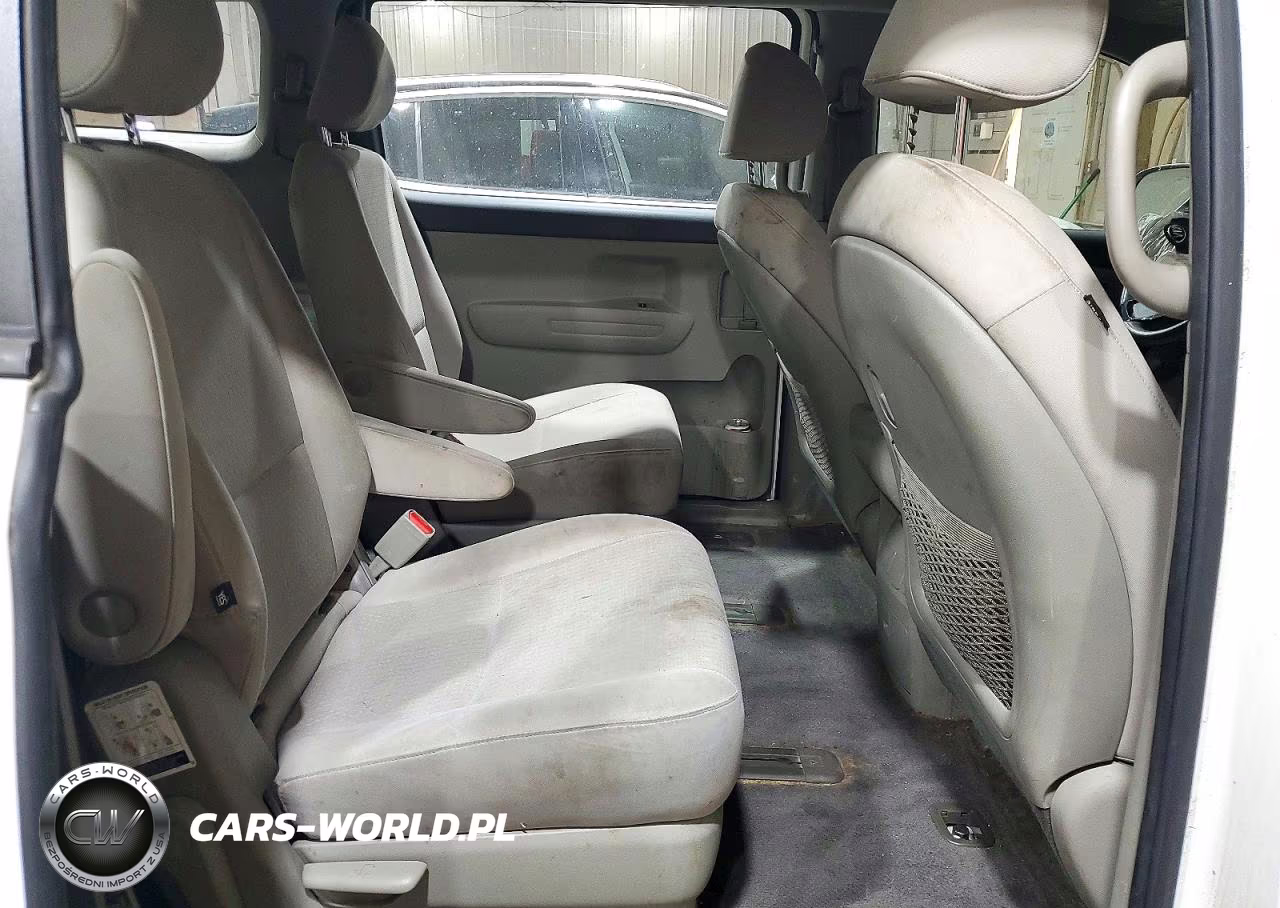 2016 Kia Sedona L VIN:KNDMA5C16G6117248 - 11