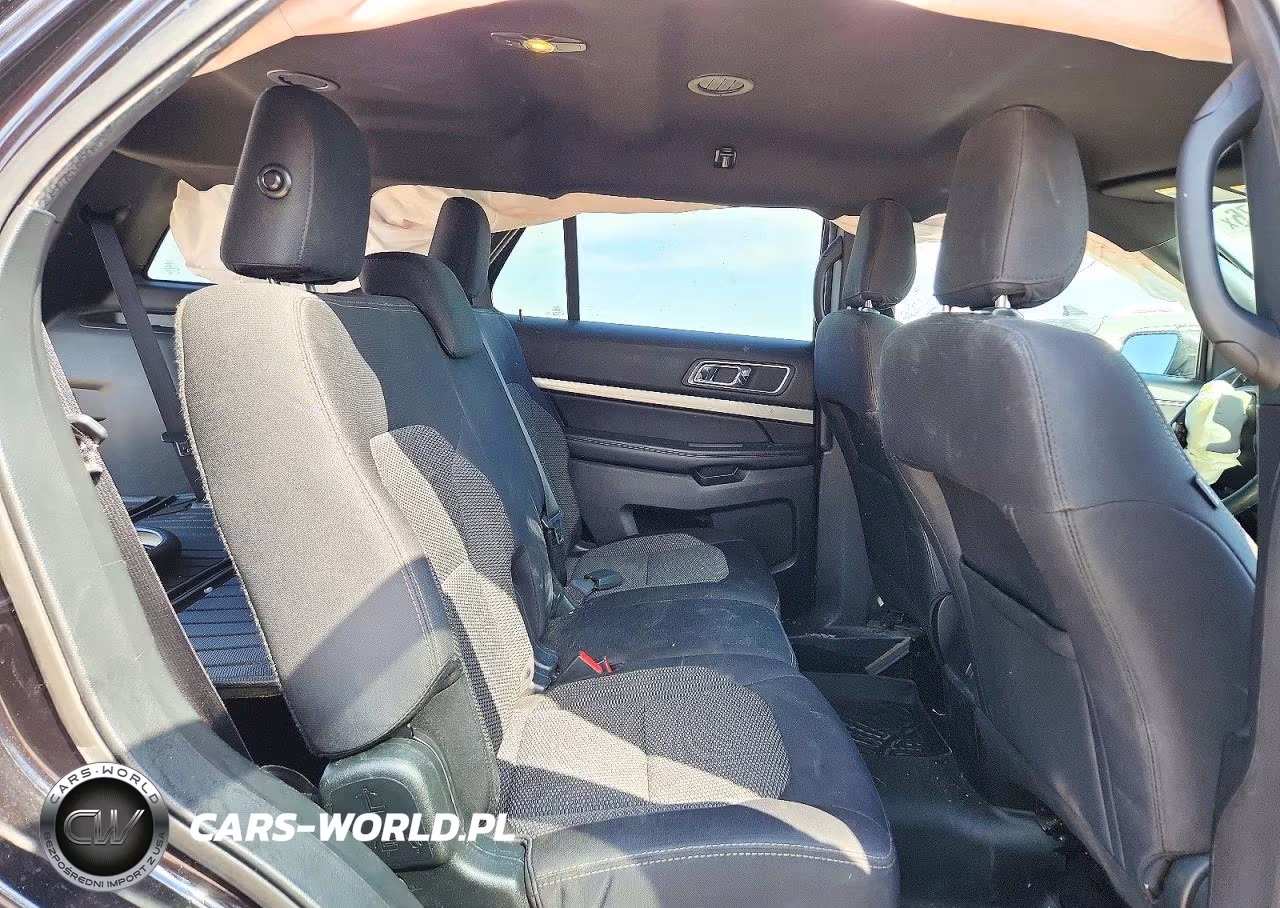 2019 Ford Explorer Xlt VIN:1FM5K8D89KGB26345 - 11