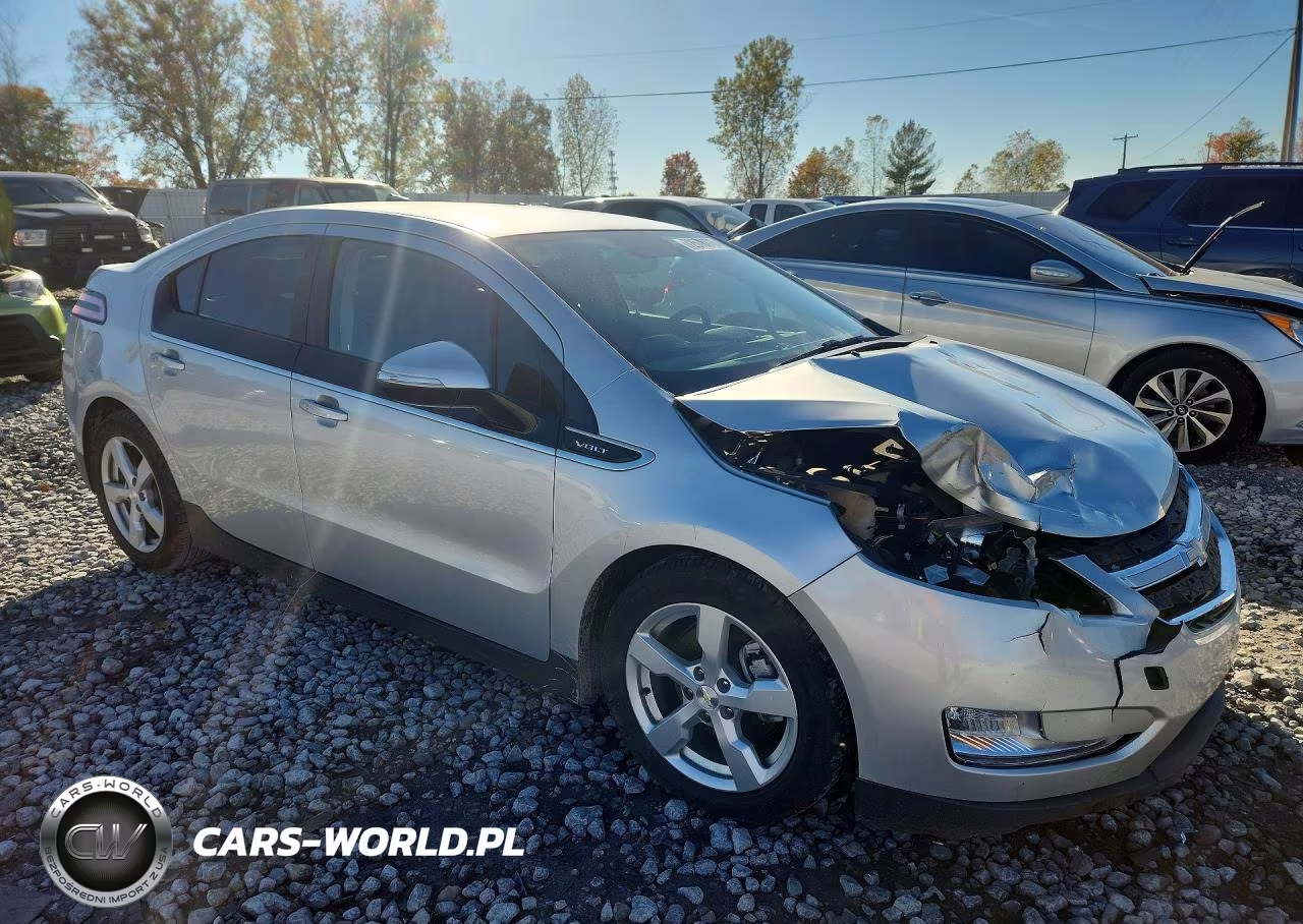 2014 Chevrolet Volt VIN:1G1RE6E47EU115324 - 4