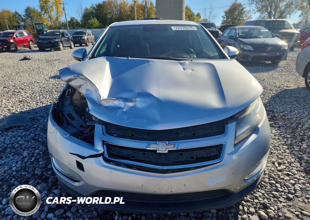 2014 Chevrolet Volt VIN:1G1RE6E47EU115324 - 5