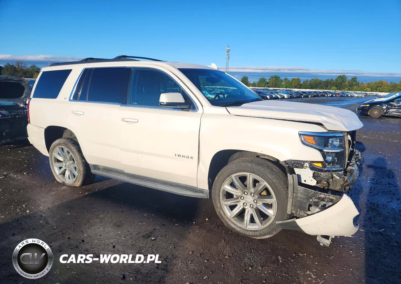 2019 Chevrolet Tahoe K1500 Lt VIN:1GNSKBKC5KR184122 - 4