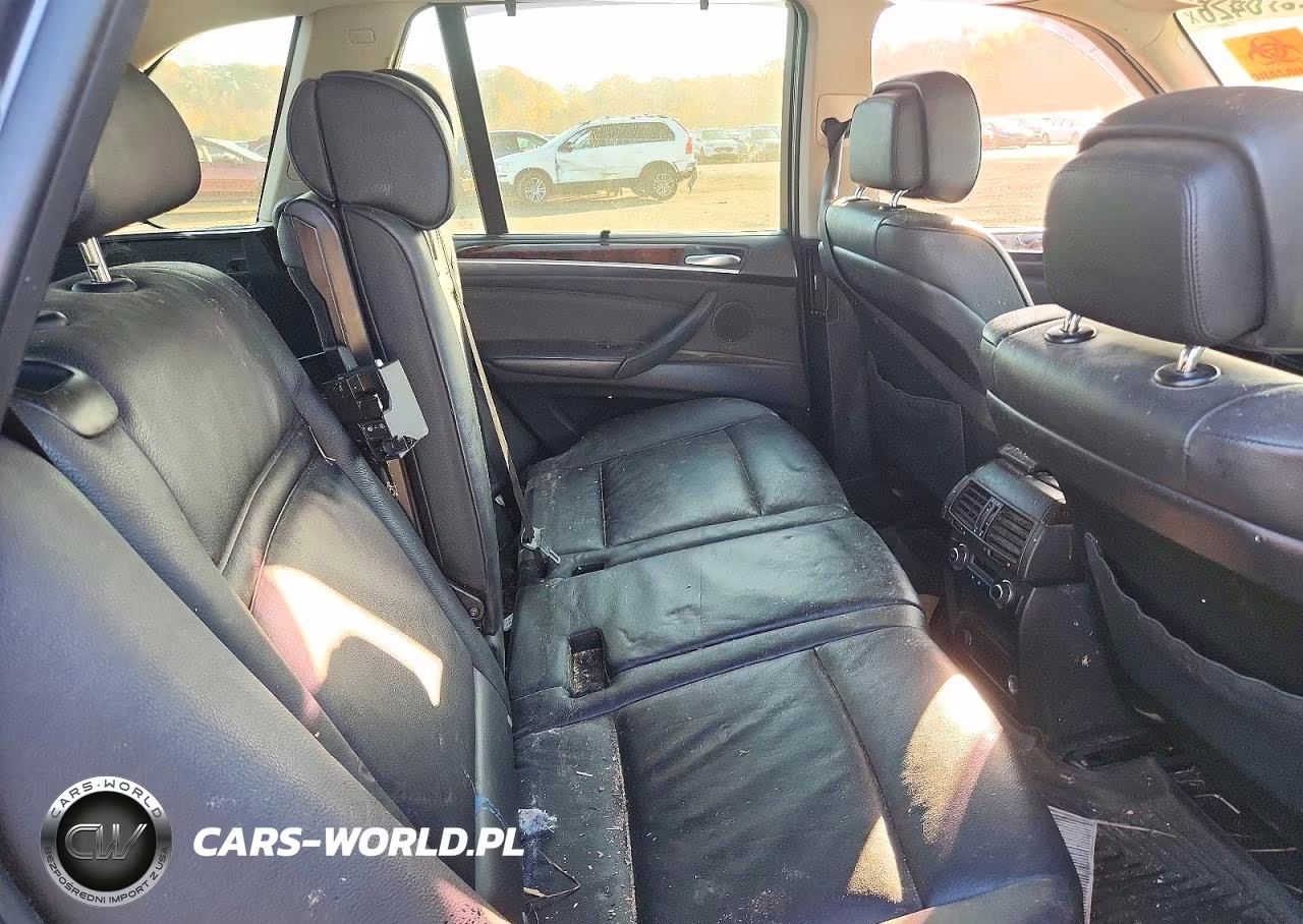 2012 BMW X5 xDrive35I VIN:5UXZV4C58CL757074 - 11