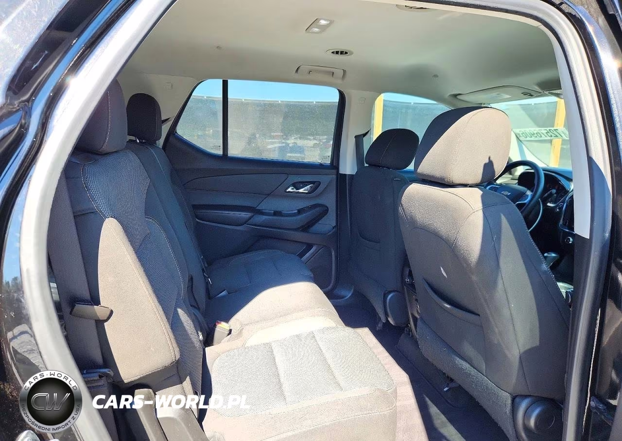 2020 Chevrolet Traverse Ls VIN:1GNERFKW6LJ187878 - 11