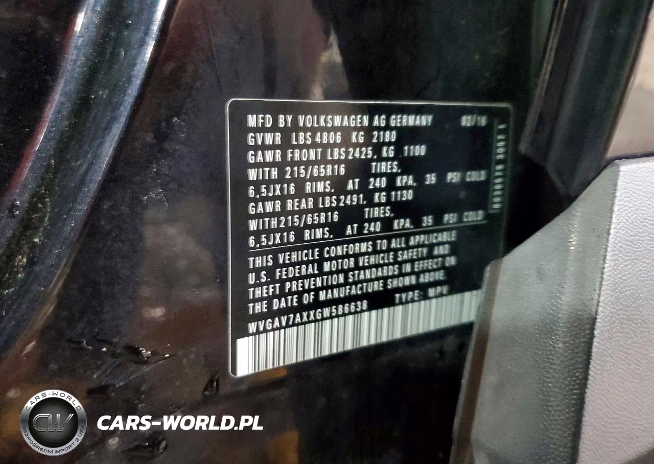 2016 Volkswagen Tiguan S VIN:WVGAV7AXXGW586638 - 13