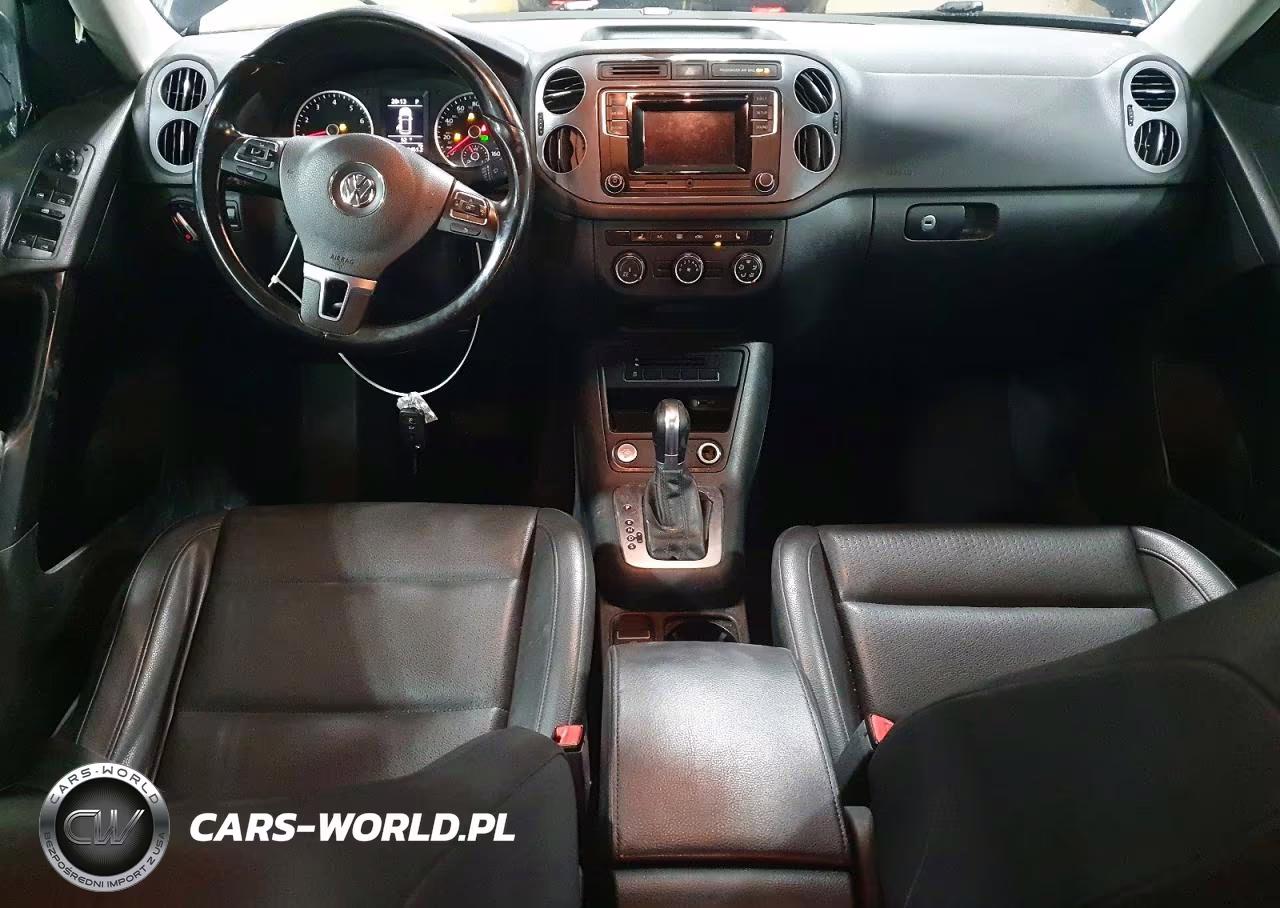 2016 Volkswagen Tiguan S VIN:WVGAV7AXXGW586638 - 8