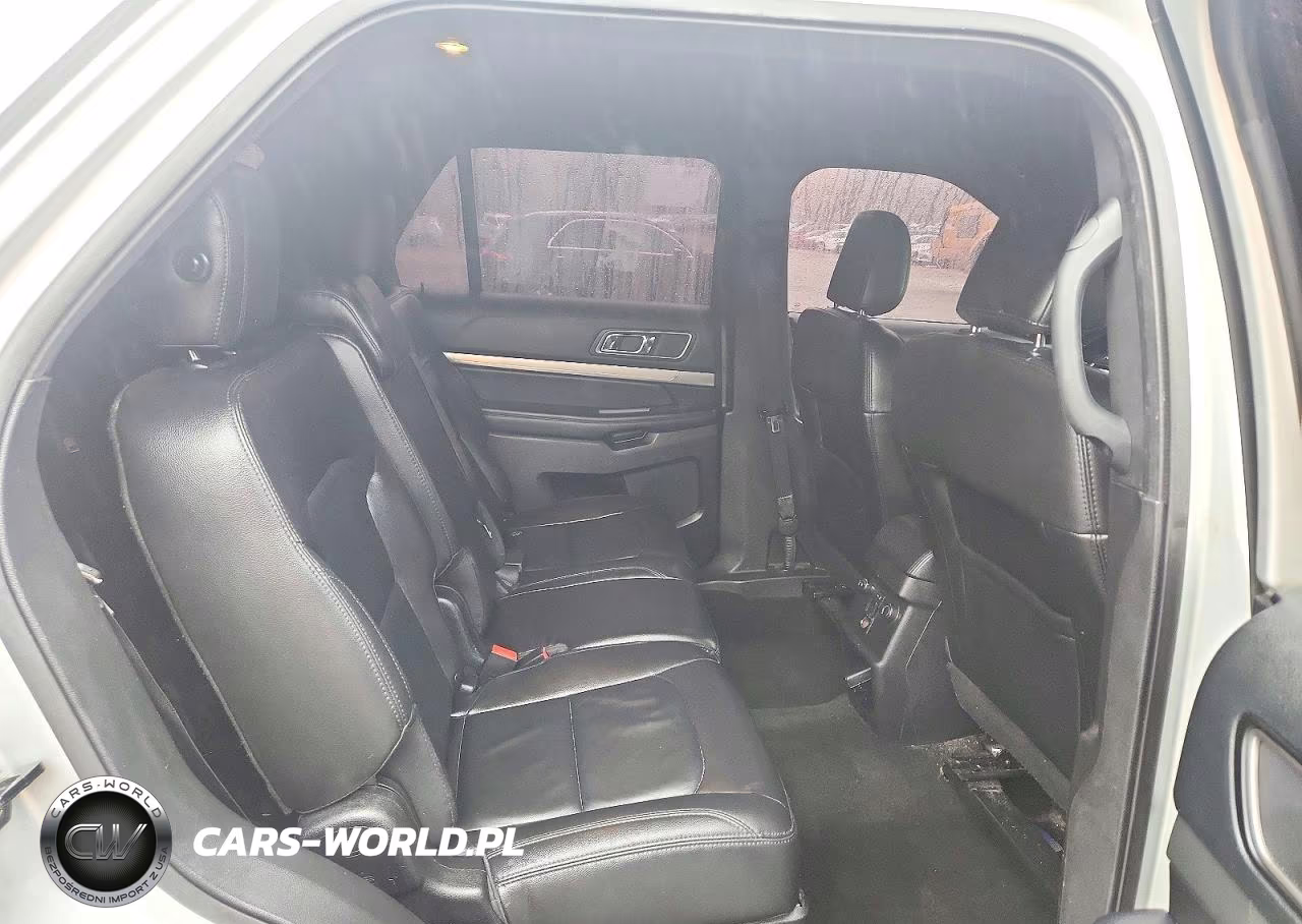 2018 Ford Explorer Xlt VIN:1FM5K8D85JGA51013 - 11