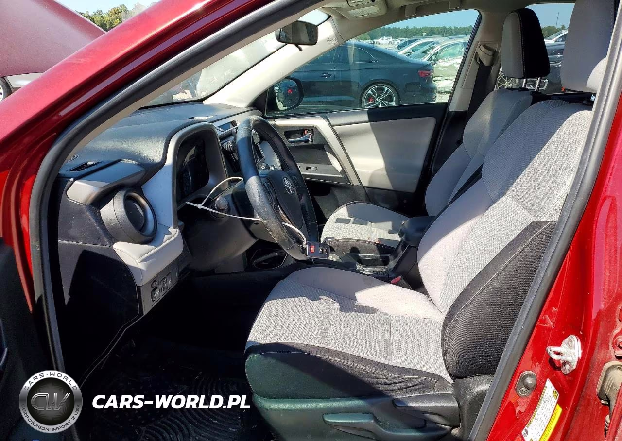 2018 Toyota Rav4 Xle VIN:2T3WFREV1JW434104 - 7