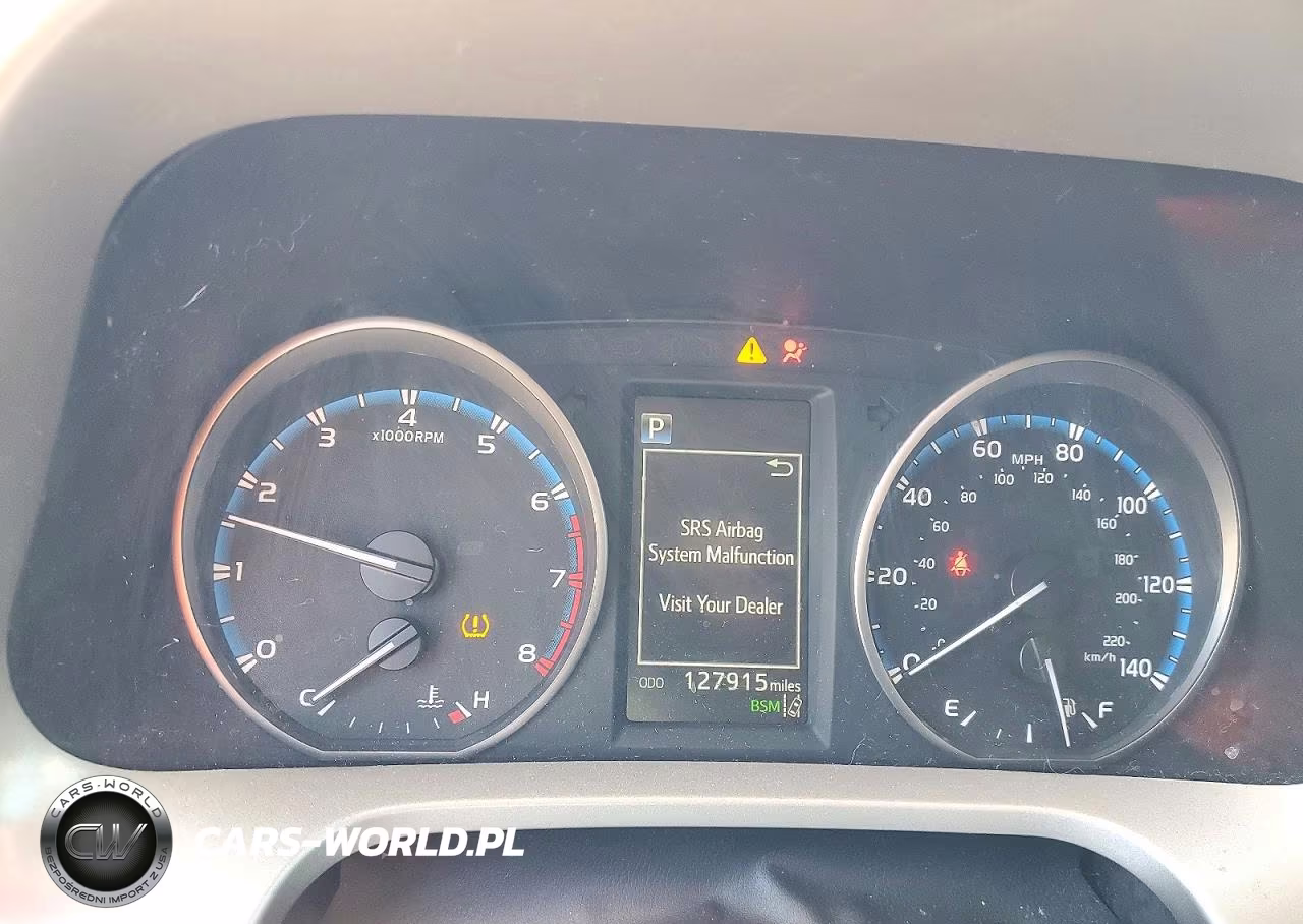 2018 Toyota Rav4 Xle VIN:2T3WFREV1JW434104 - 9