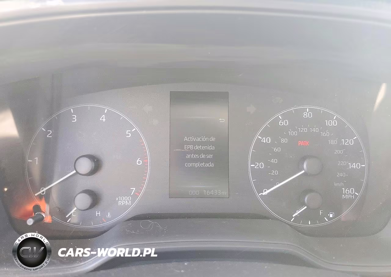 2024 Toyota Corolla Hybrid Le VIN:JTDBCMFE0R3052279 - 9