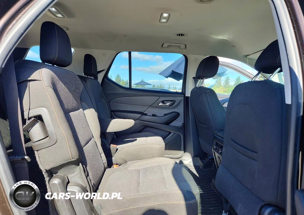 2018 Chevrolet Traverse Lt VIN:1GNERGKW5JJ164529 - 11