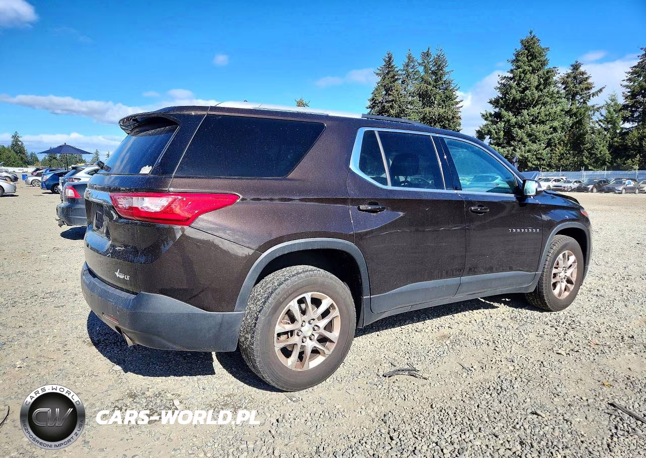 2018 Chevrolet Traverse Lt VIN:1GNERGKW5JJ164529 - 3