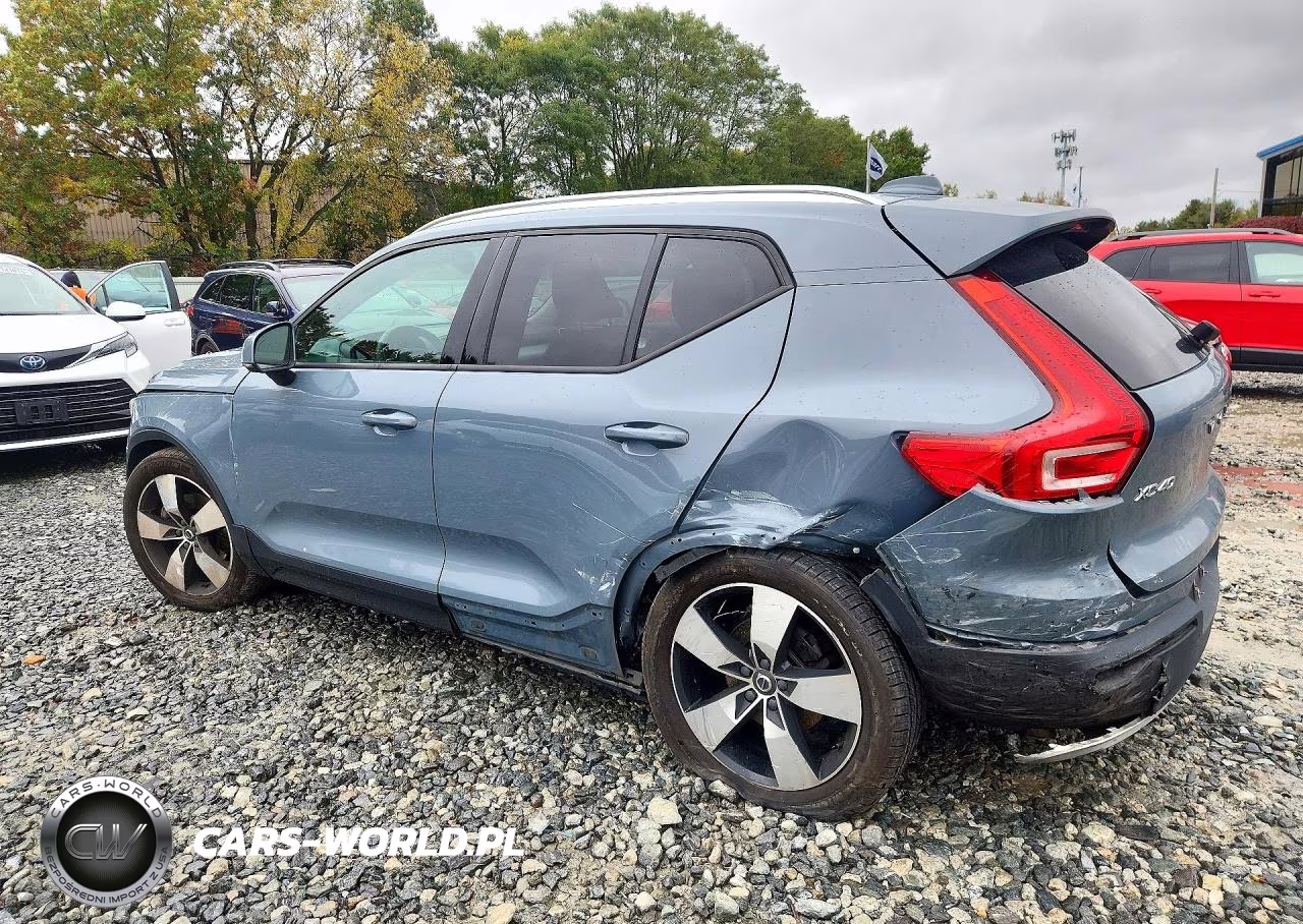 2020 Volvo Xc40 T5 Momentum VIN:YV4162UK6L2294312 - 2