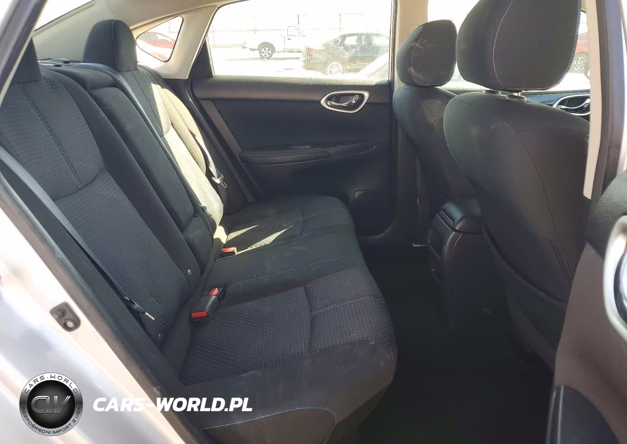 2016 Nissan Sentra Sr VIN:3N1AB7AP3GY265792 - 10