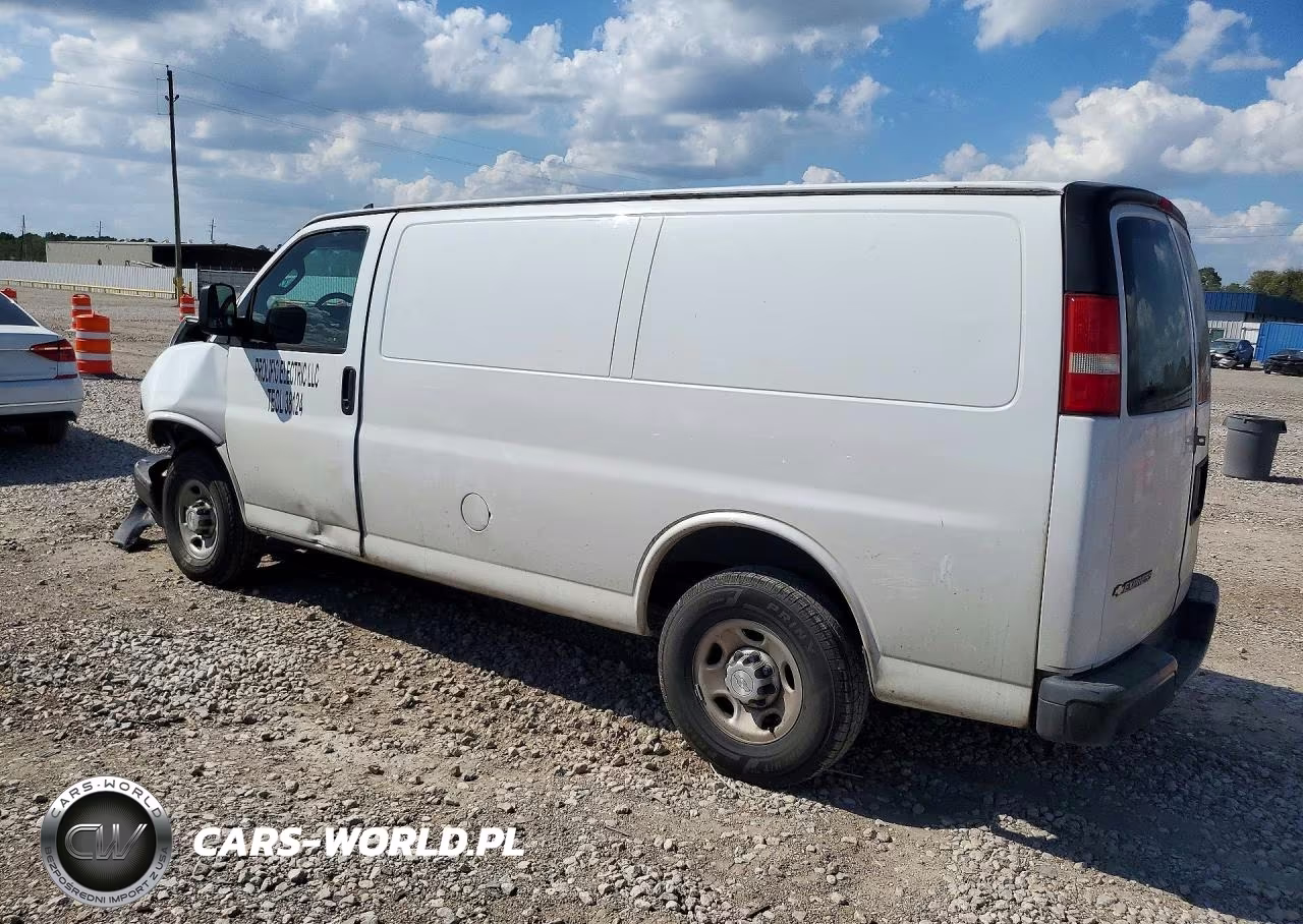 2018 Chevrolet Express 2500 Delivery Van VIN:1GCWGAFG1J1343024 - 2