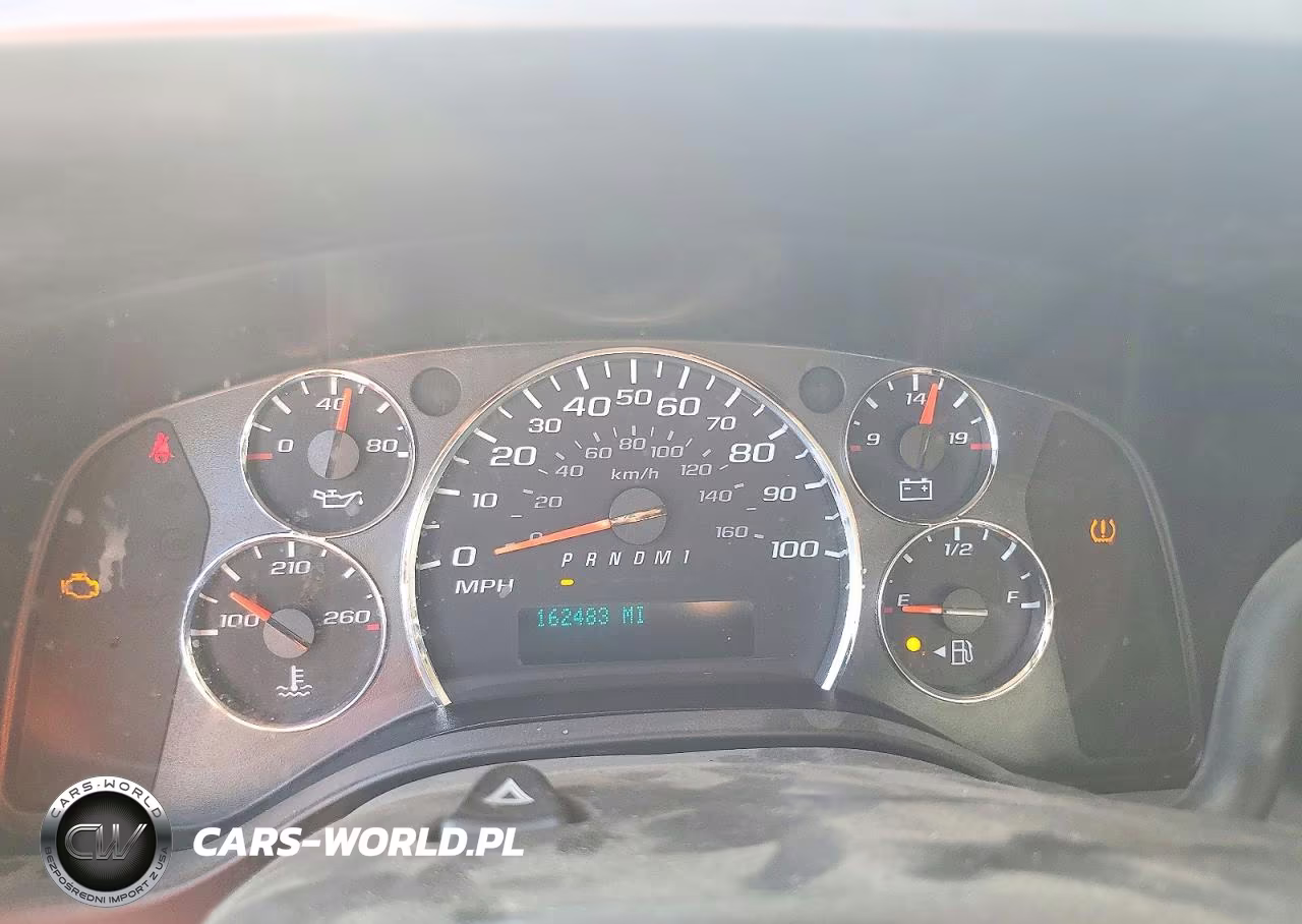 2018 Chevrolet Express 2500 Delivery Van VIN:1GCWGAFG1J1343024 - 9