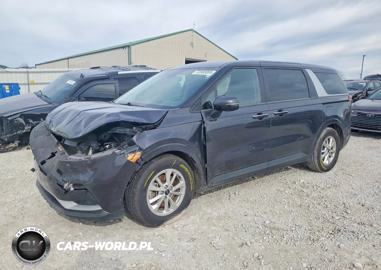 2022 Kia Carnival Lx