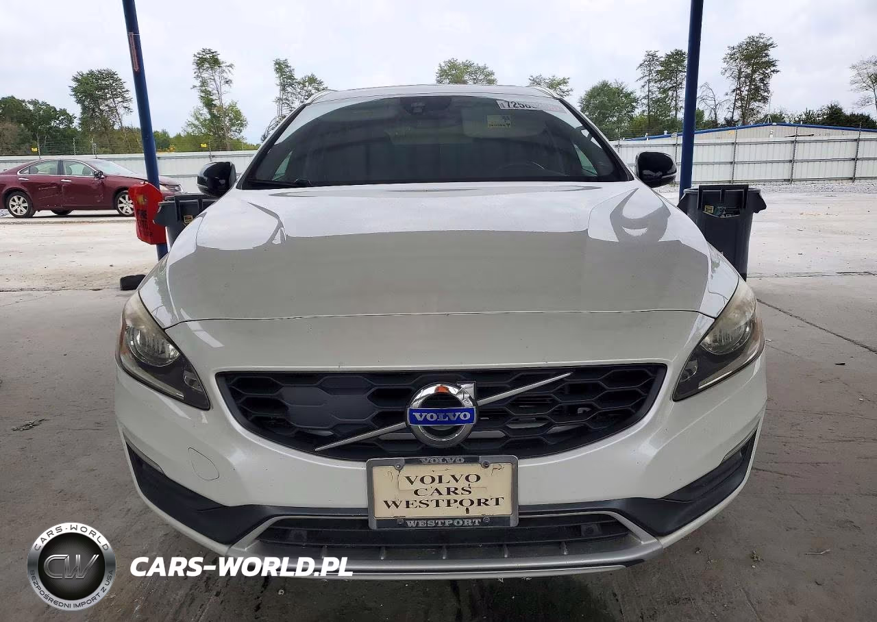 2015 Volvo V60 Cross Country Premier VIN:YV4612HK8F1000871 - 5