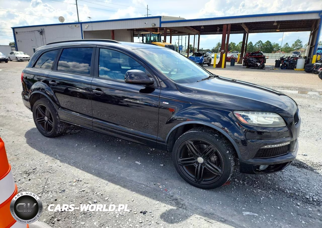 2013 Audi Q7 Prestige VIN:WA1WMAFE7DD000741 - 4