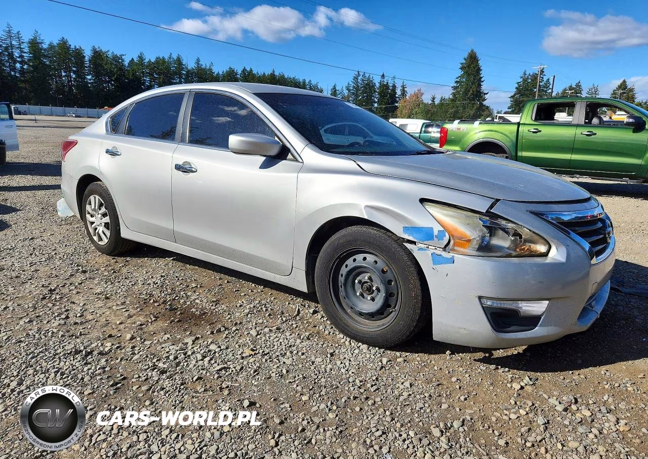 2013 Nissan Altima 2.5 VIN:1N4AL3AP1DC256537 - 4