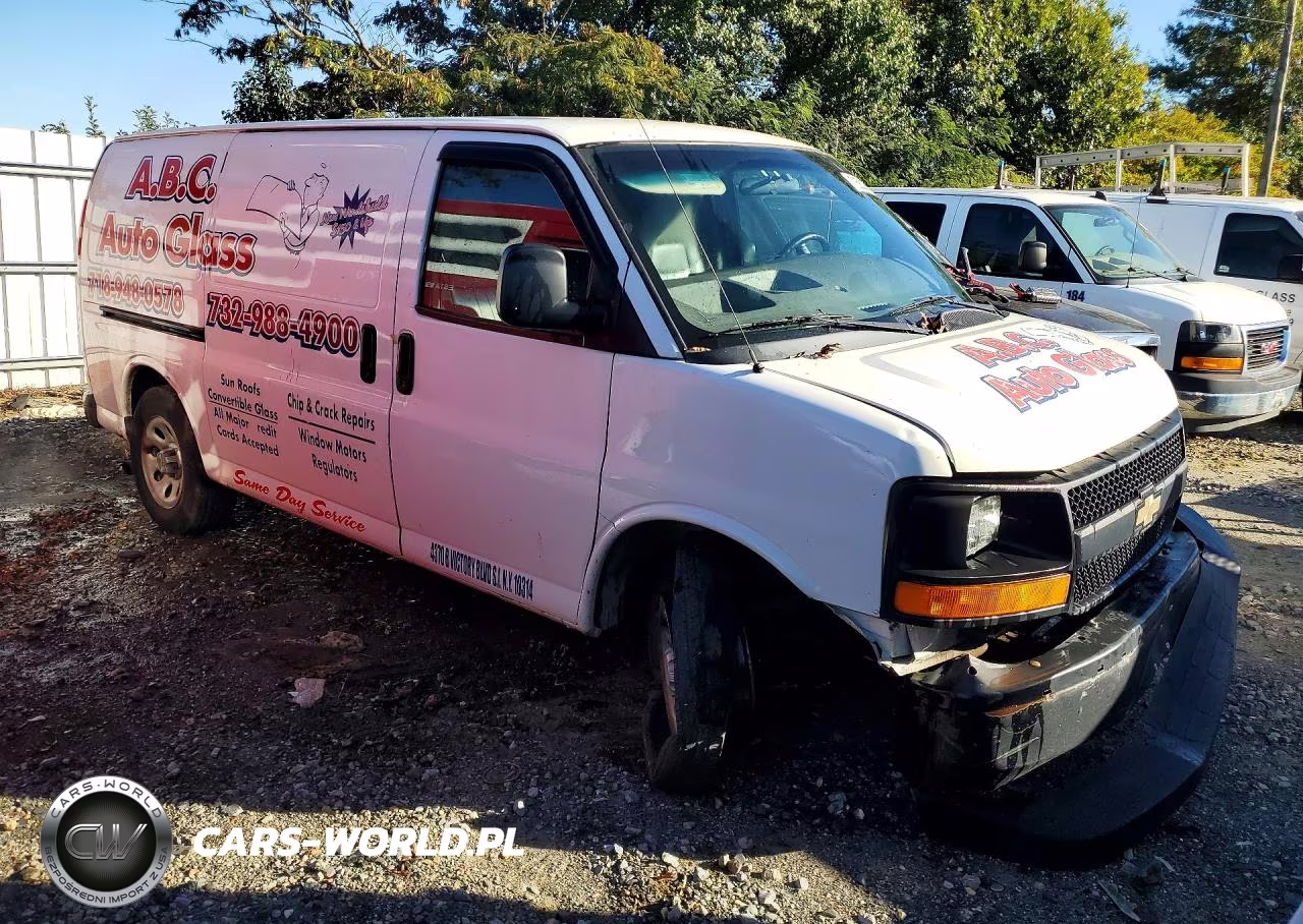 2014 Chevrolet Express 1500 Cargo Delivery Van VIN:1GCSGAFX0E1130876 - 4